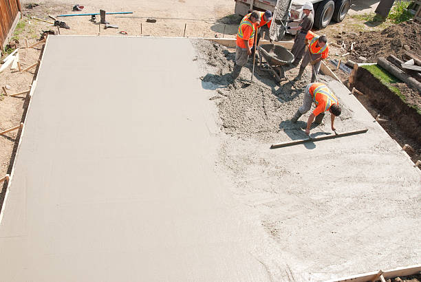 Best Concrete Installation Cost  in Slinger, WI